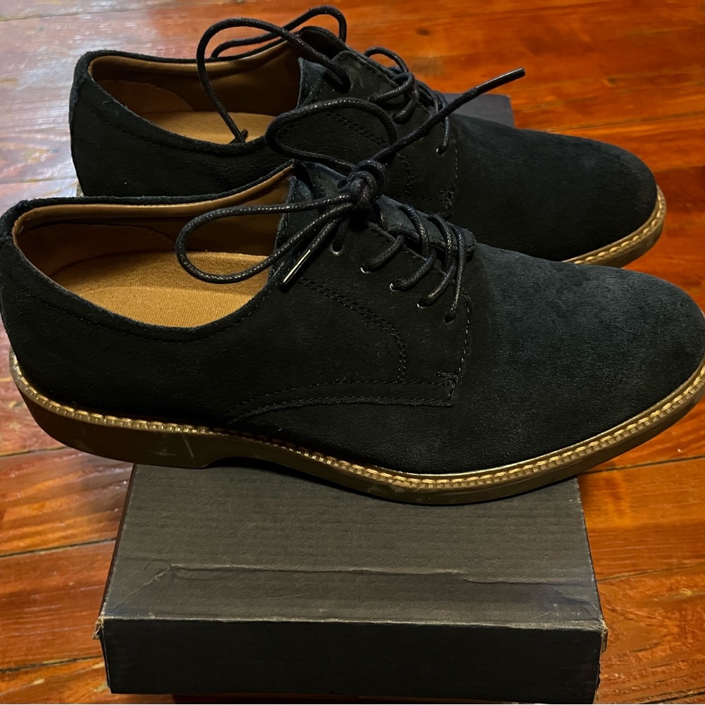 G H Bass & Co Men’s Suede Shoes